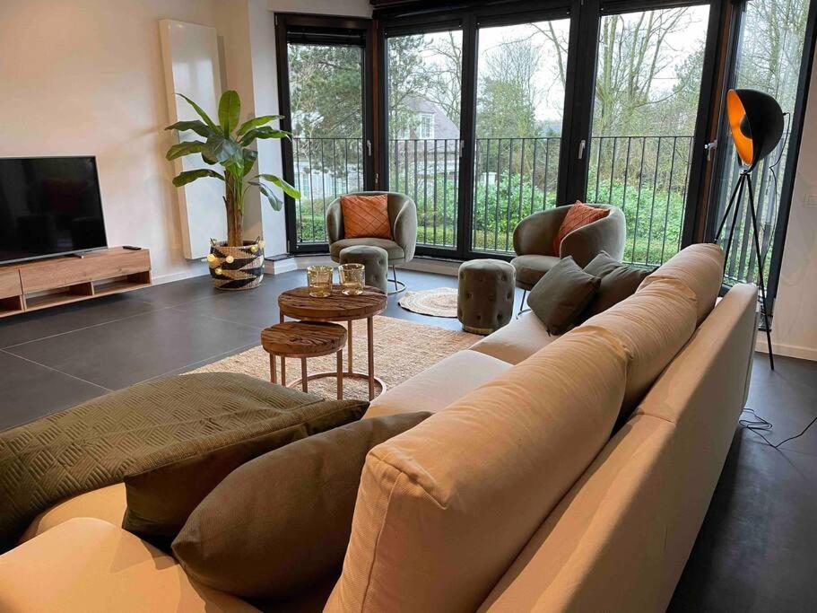 Ostend Chic, Luxe Loftstijl In Oostende ภายนอก รูปภาพ